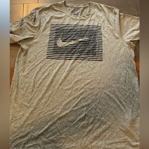 Nike Heather Gray Men's Tee with Black Logo